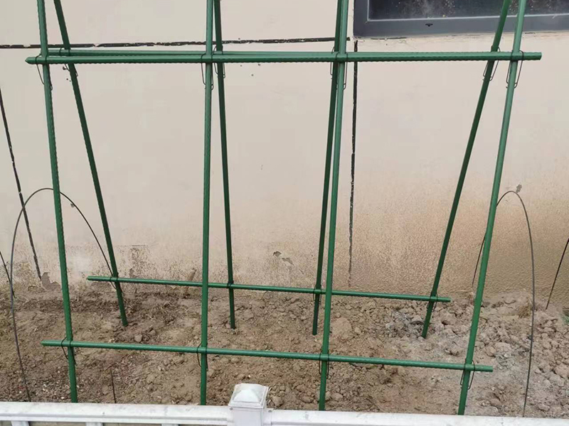 瀘州包塑鋼管園藝支架